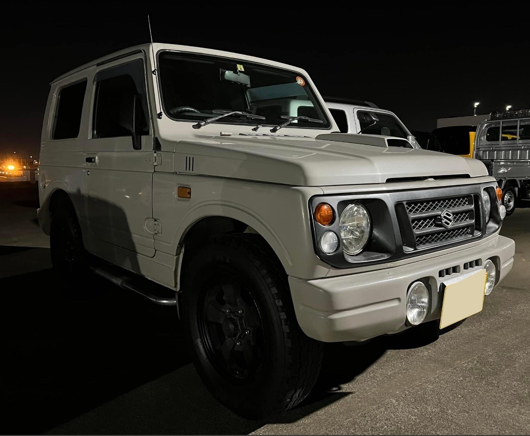 🚙 ジムニー JA22 ４台入荷しました